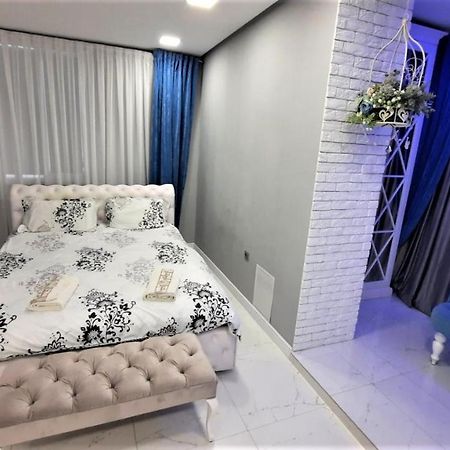 Puskin Close To Stefan Cel Mare Chisinau Exterior foto